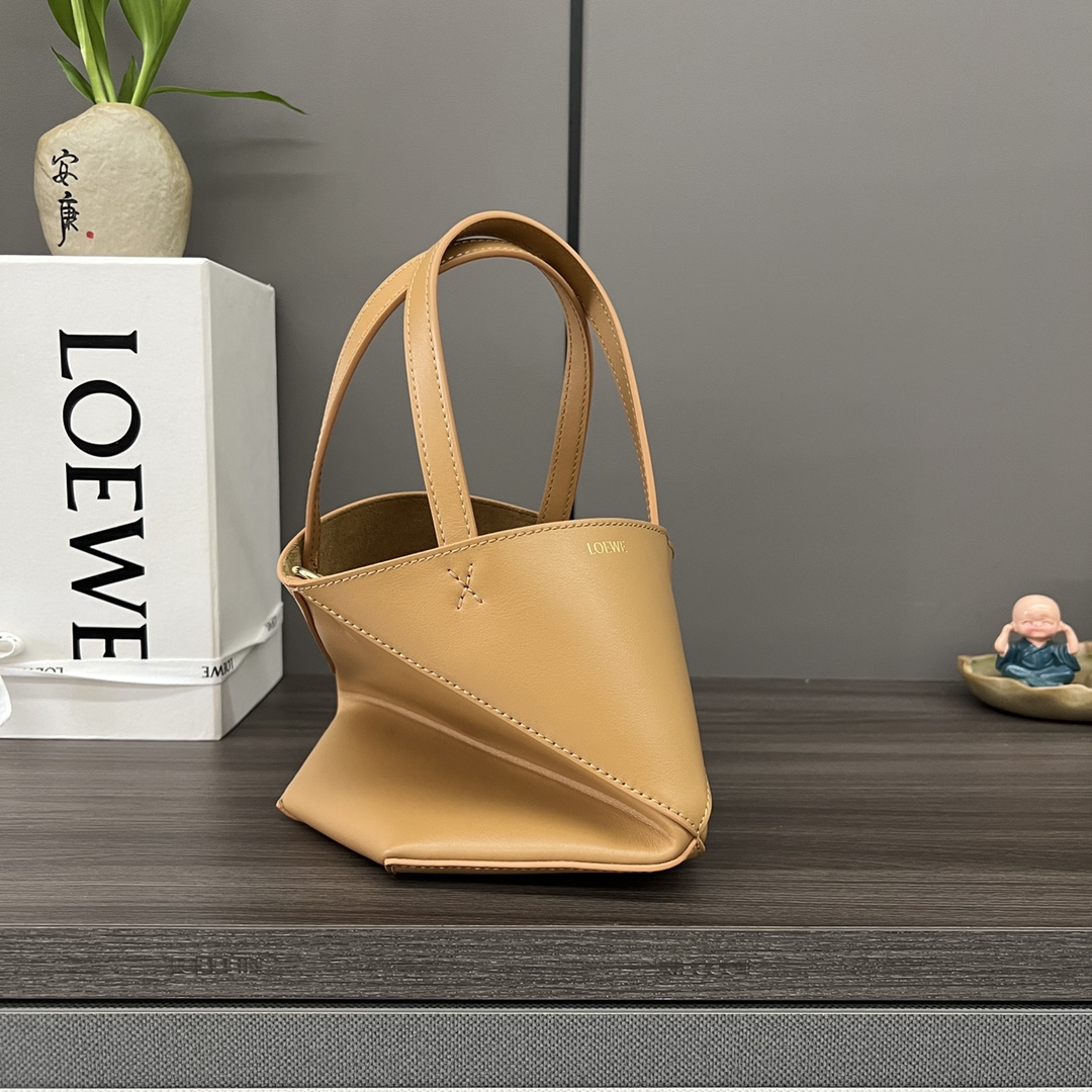 Loewe Shopping Bags